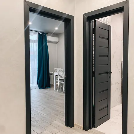 Domovik стильна квартира, миру 11 C кв 2 *