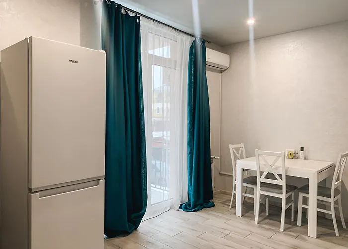 Apartment Domovik стильна квартира, миру 11 C кв 2 *