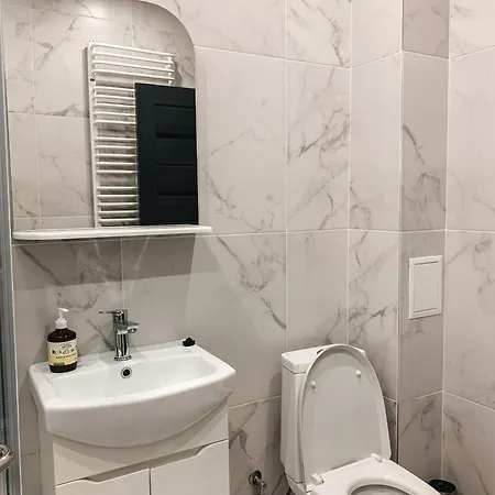 Appartement Domovik стильна квартира, миру 11 C кв 2 Moekatsjeve
